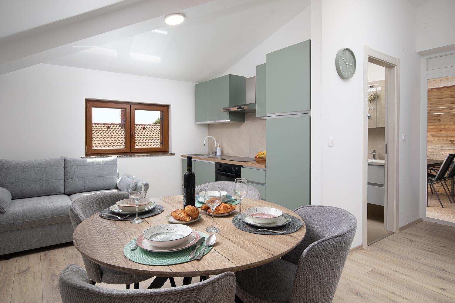 Apartments Dadic With Parking & Playground Medolino Esterno foto