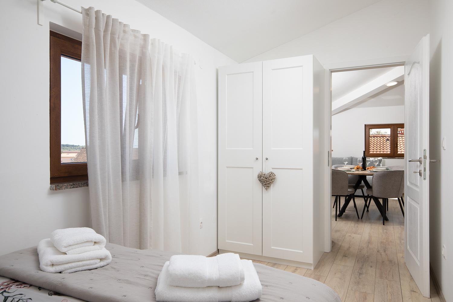 Apartments Dadic With Parking & Playground Medolino Esterno foto